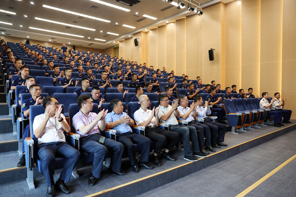 深圳市消防救援支隊“實戰(zhàn)化研學訓練基地”揭牌